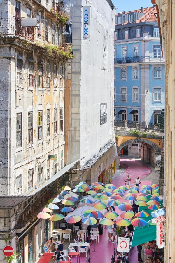 Sunny Pink Street Historical Apt, By Timecooler Lisboa Exterior foto
